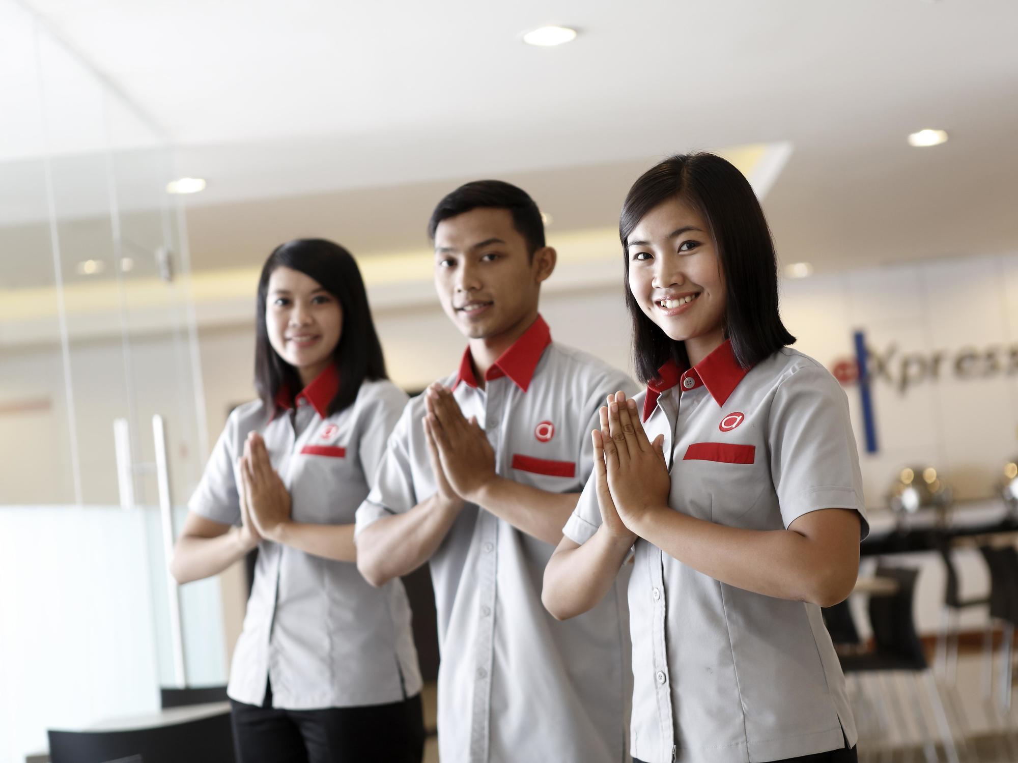 Amaris Hotel Ponorogo Exterior foto